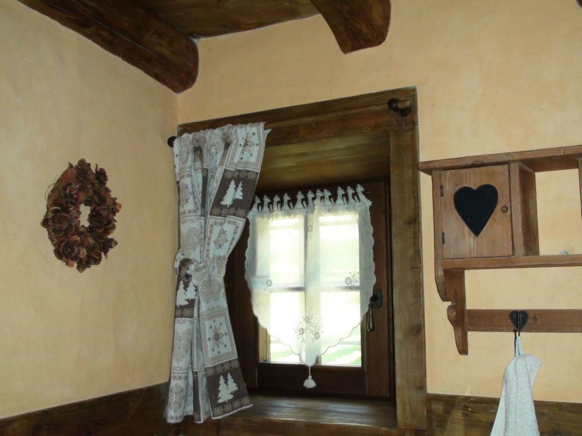 Le Petit Chateau De Vetan Cir 0023 Saint-Pierre Buitenkant foto